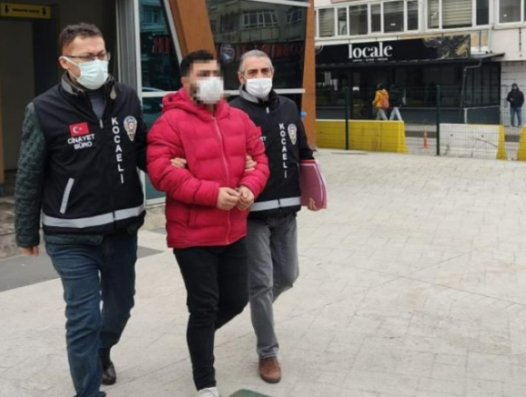 Evine giren hırsızı öldüren adam,