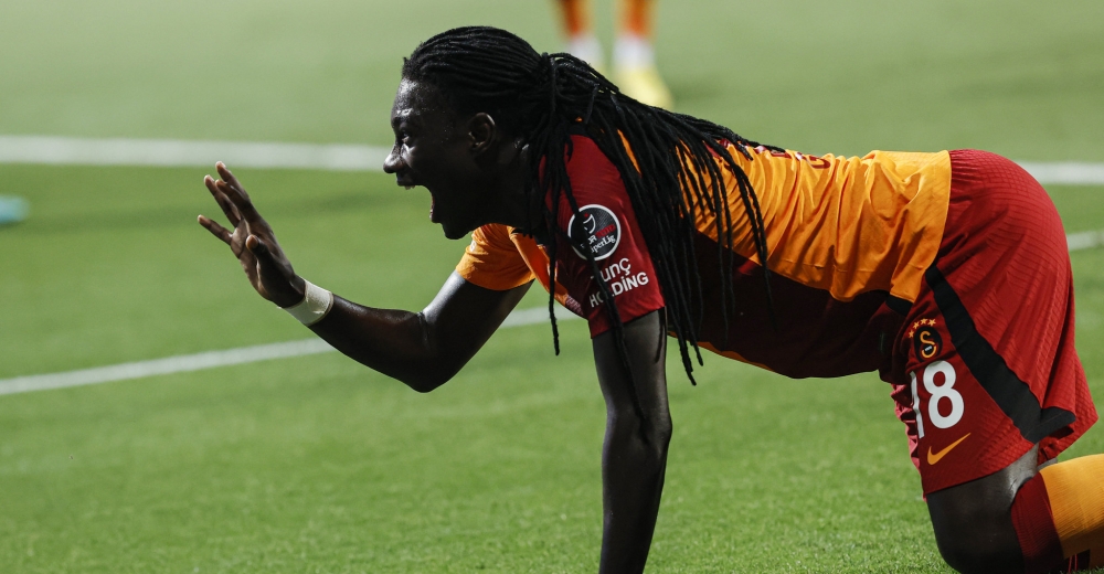 Galatasaray’da Bafetimbi Gomis’ten Okan Buruk a cevap,