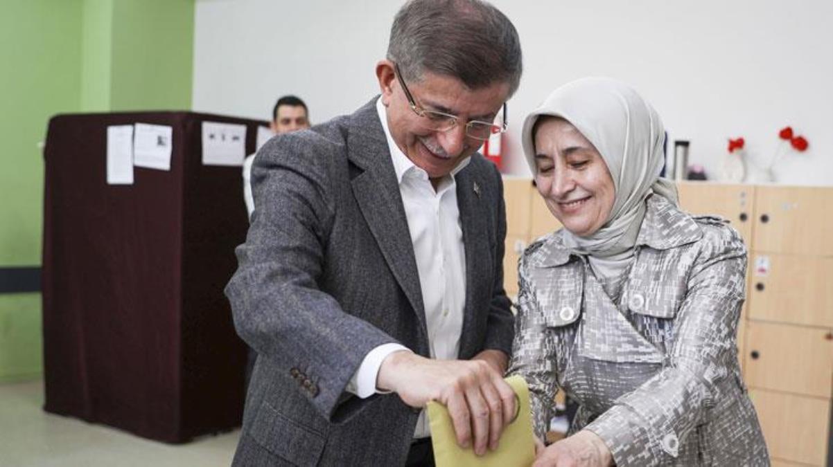 Davutoğlu: Tüm kardeşlerime sesleniyorum, sandığımıza sahip çıkın, kazanacağız