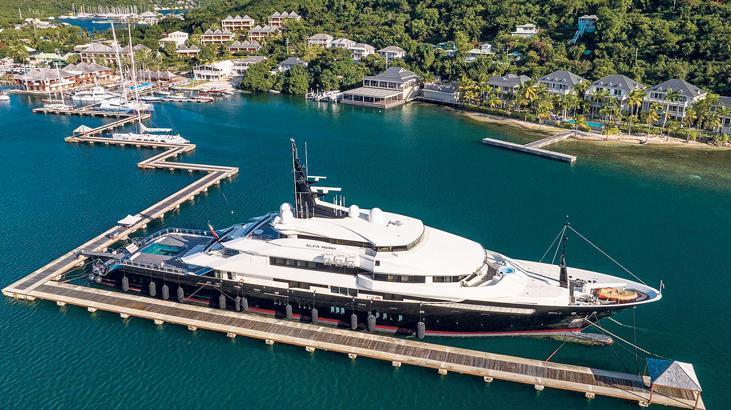 Rus oligarkların süper yatları durduğu yerde zarar yazıyor