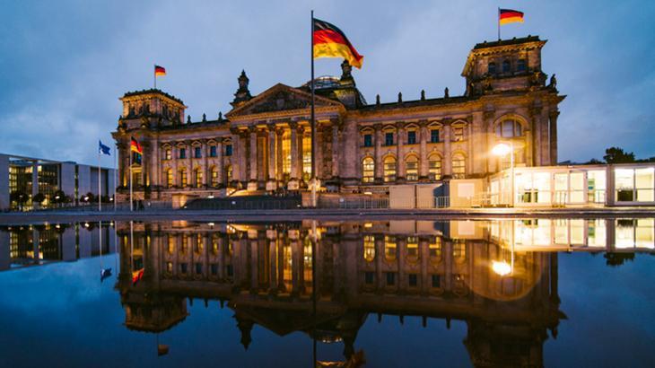 Almanya düzensiz göçü kısıtlayacak