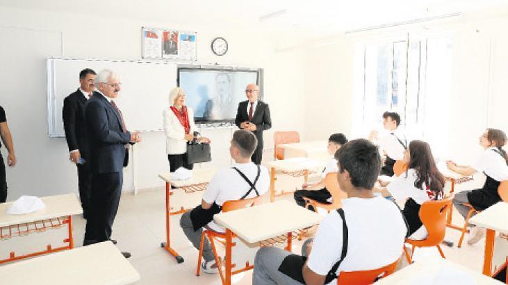 Pazarköy’e aşçılık lisesi açıldı