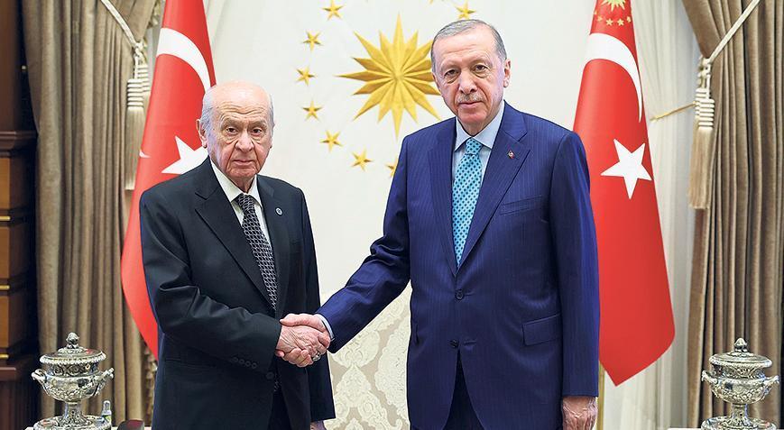 Yoğun gündemli sürpriz zirve