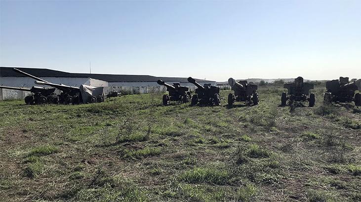 Karabağ’da ele geçirilen askeri araç ve topçu bataryalarının görüntülerini yayınlandı