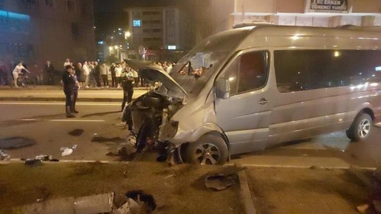 Konseri iptal edildi! Zonguldak'ta sanatçı Vahap Canbay kaza yaptı