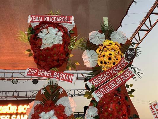 Sosyal medya fenomeni 'Tıvorlu İsmail’in oğlu evlendi! Dudak uçuklatan takı töreni