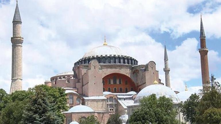 Ayasofya Camii'nin kapısının kırılmasına ilişkin davada tanık dinlendi