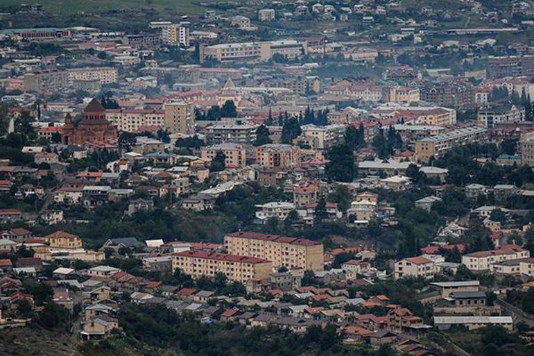 Rumlar sahneye çıktı! Karabağ'dan ayrılan Ermeniler Güney Kıbrıs'a gidebilir