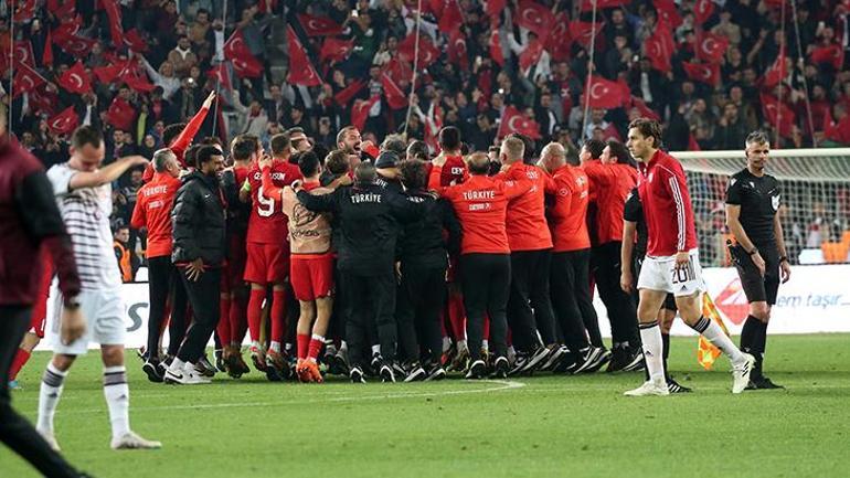 A Milli Futbol Takımı'nda Vincenzo Montella hayran bıraktı! 'Utandırdı hepimizi'