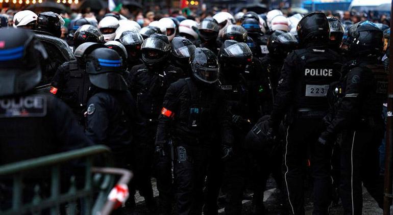 Macron'u hedef aldılar! Fransa'da Filistin protestosuna sert müdahale