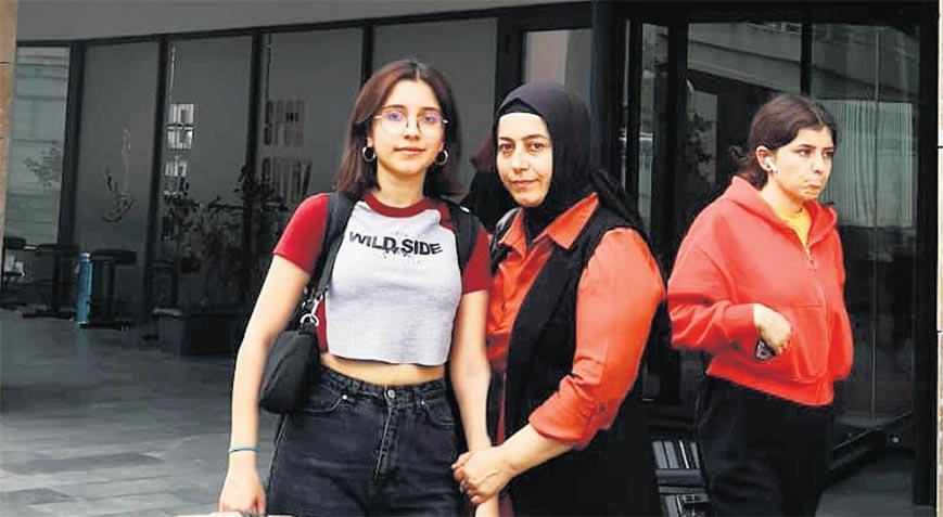 Üniversiteli yurtlara dönüyor