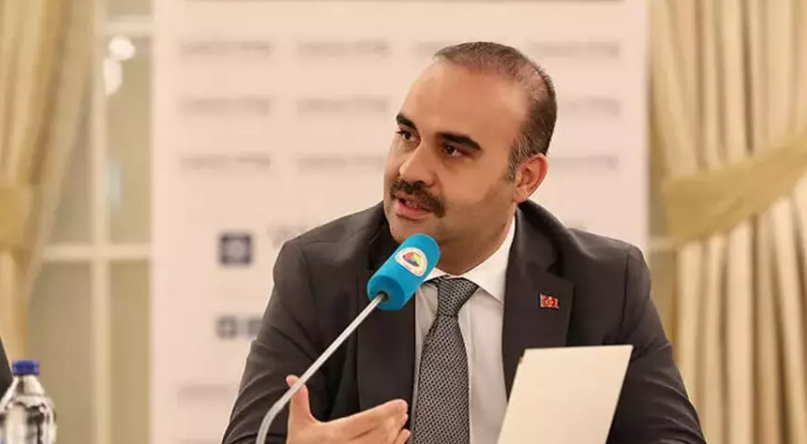 Bakan Kacır: Dünyanın en büyük uzay kongresine Antalya ev sahipliği yapacak