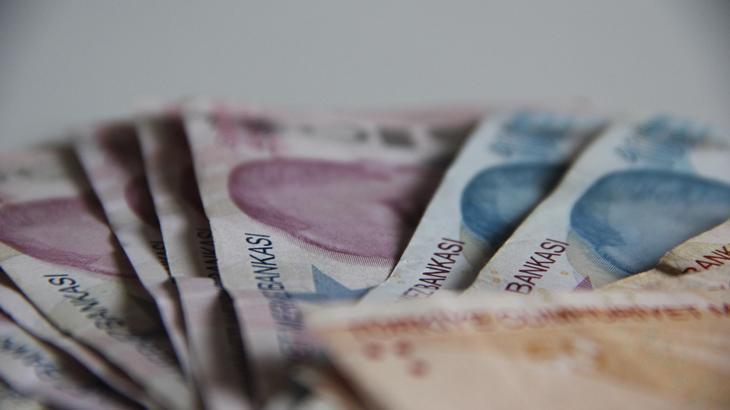 En düşük emekli maaşı için flaş tahmin! Gözler Cumhurbaşkanı Erdoğan’a çevrildi