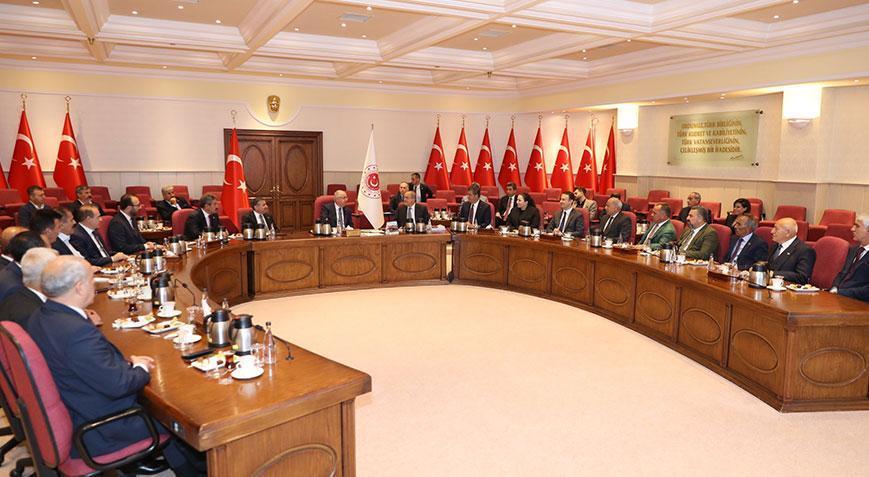 Yaşar Güler, Şırnak Valisi Atay’ı kabul etti