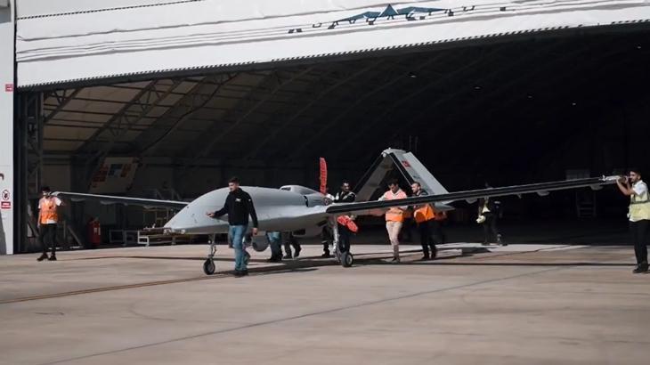 Selçuk Bayraktar paylaştı! TB3’ün ilk koşu testi görüntülendi