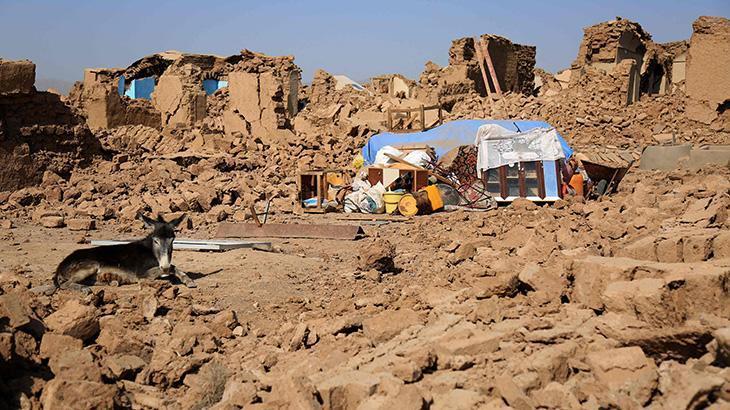 Afganistan bir haftada üçüncü kez büyük bir depremle sarsıldı