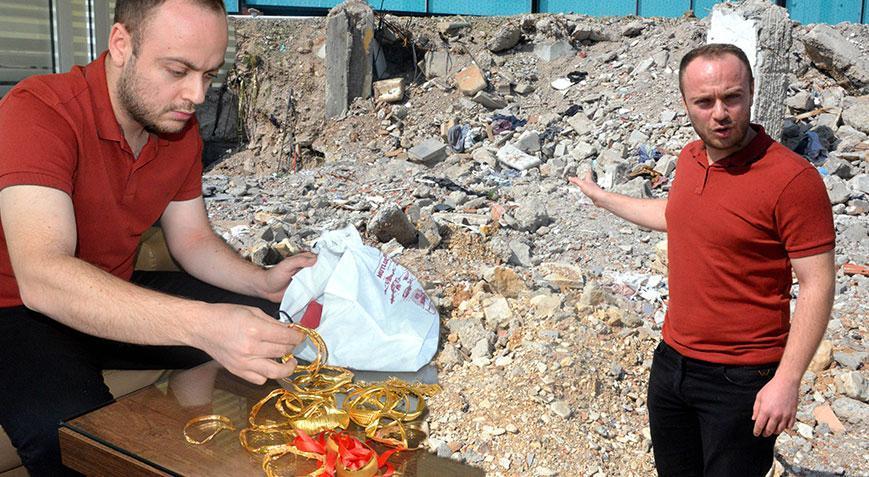 45 numaralı kiralık kasa! Depremde yıkılan bankadaki serveti buhar oldu