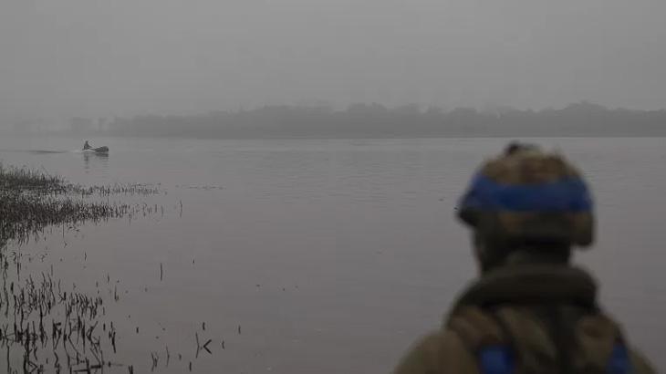 Ukrayna birliklerinin Dinyeper Nehri’nin batısına geçtiği iddia edildi
