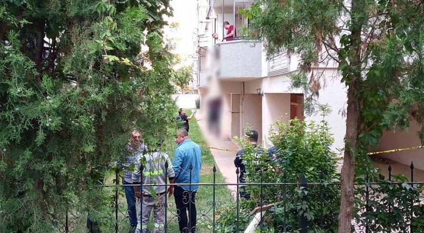 Balkonda kan donduran görüntü!