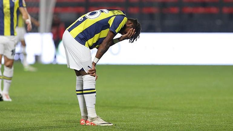 Fenerbahçe'de sakatlık depremi! 'Ameliyat olursa 3 ay, olmazsa 6-8 hafta sonra dönecek'