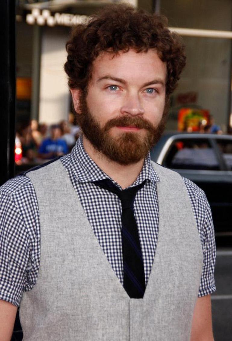 30 yıl hapis cezası alan Danny Masterson'ı eşi boşayıp, kızının velayetini aldı!