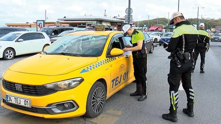 Eminönü’nde taksilere denetim! 'Müşteri how much dedi, bizde tahmini tutar söyledik'