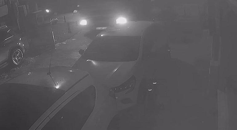 Kadıköy’de TIR dehşeti! 20’den fazla araca çarparak ilerledi