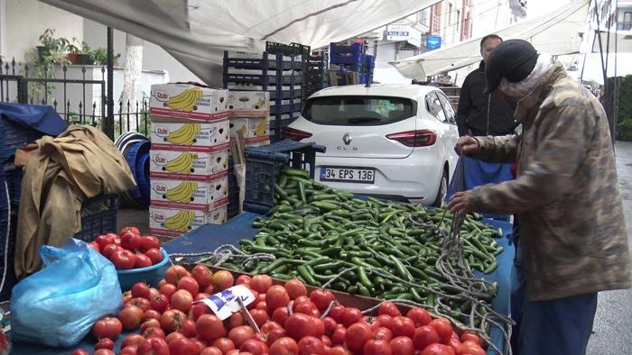 Pazar yerinde esnafı çıldırtan olay: Piyango kime çıkacak belli değil