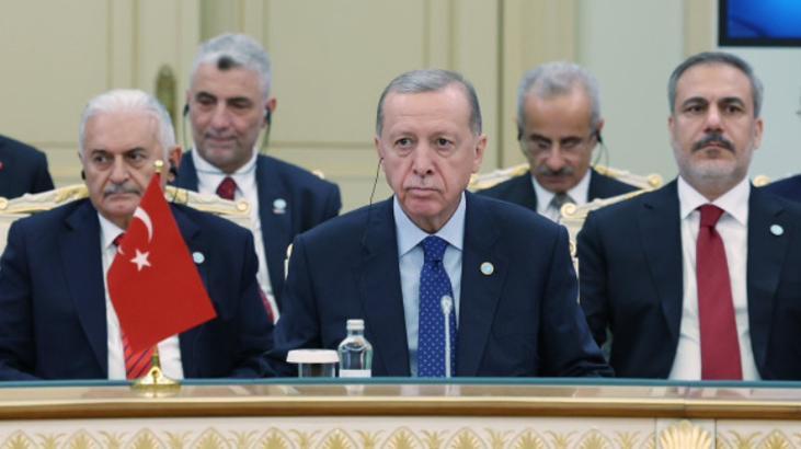 Gazze’de insanlığa karşı suç işleniyor