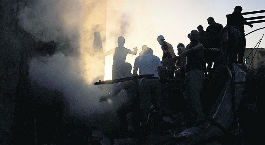 ‘Biz ölüyoruz dünya izliyor!’