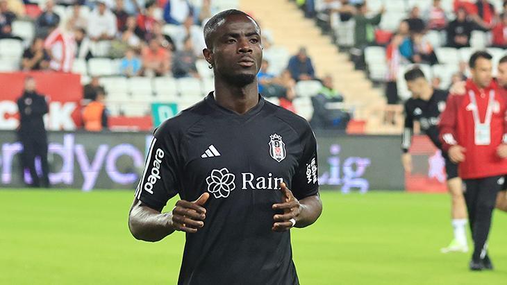 Beşiktaş’ta Eric Bailly depremi! Maça devam edemedi