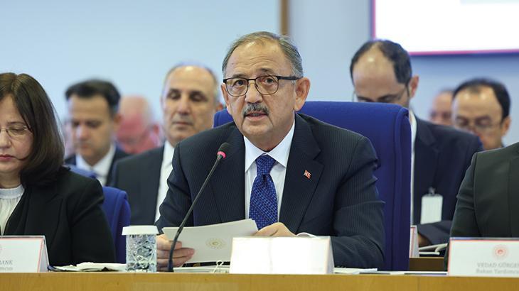 Bakan Özhaseki: 6-8 ay içerisinde köy evlerinin tamamını bitiririz