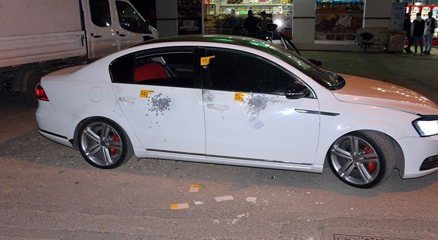 Kahramanmaraş’ta hareketli gece! Koçbaşı ile kapıyı kırdılar