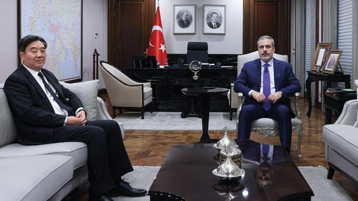 Bakan Fidan, Çin Halk Cumhuriyeti Temsilcisi Zhai Jun’u kabul etti