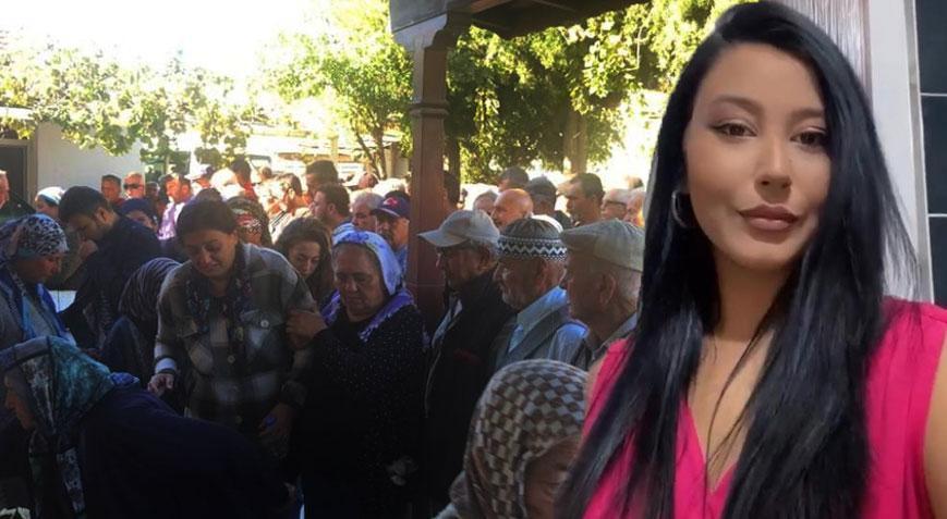 Üniversiteli Ayça’ya acı veda! Gözyaşları içerinde toprağa verildi