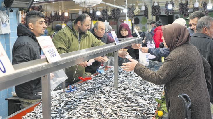 Bırakalım hamsi seneye de kalsın