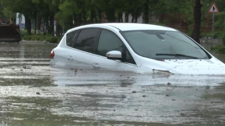 Ankara Valiliği saat verip uyardı! Kuvvetli sağanak yağış bekleniyor