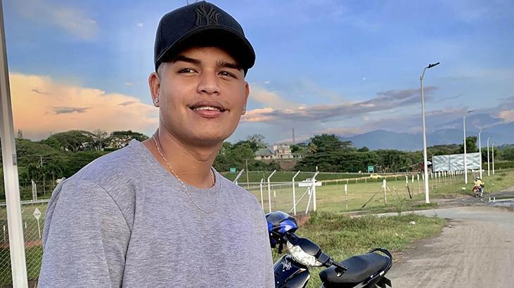 Genç oyuncu elleri ve ayakları bağlanmış bir şekilde ölü bulundu!