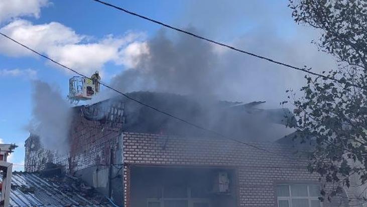 İstanbul’da korkutan yangın! Gözyaşlarıyla izlediler