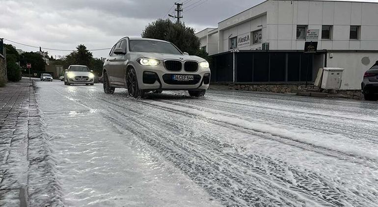 Bodrum'da 'beyaz köpük' korkusu! Sürücüler ve vatandaşlar zor anlar yaşadı