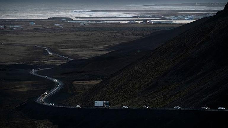 Deprem fırtınasını tahliye emri izledi! İzlanda'da yanardağ her an patlayabilir