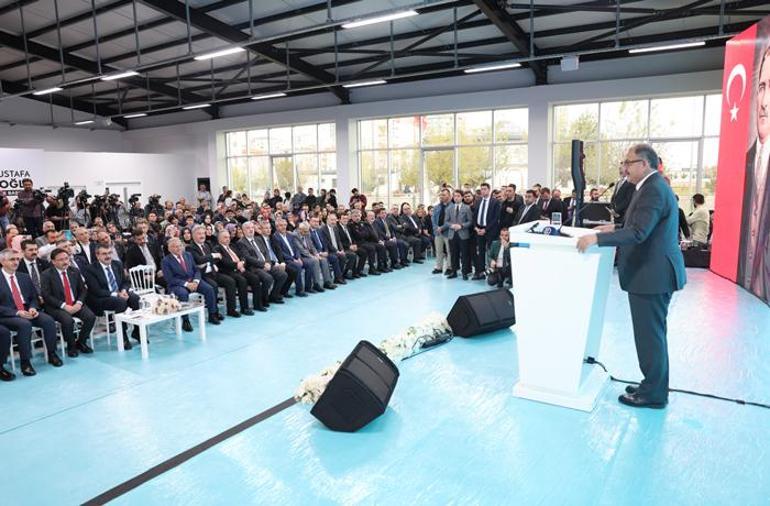 Bakan Özhaseki Kayseri'de okul açılışına katıldı