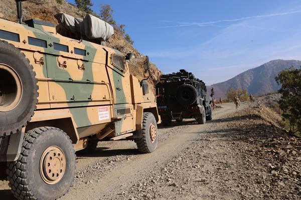 5 taburdan oluşan timlerden PKK'ya ağır darbe! Her şey yerle bir edildi