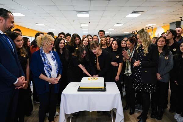 Demirören Medya Lisesi 24 Kasım'da şehit edilen öğretmenleri unutmadı