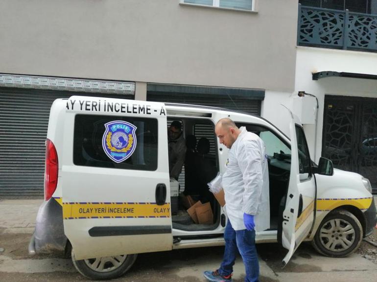 Asansörde cansız bedenleri bulunan anne-kızın ölüm nedeni belli oldu!