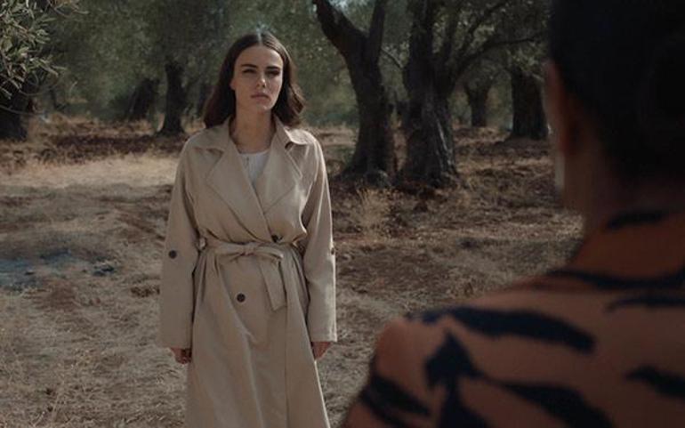 'Üç Kız Kardeş'te Türkan ve Rüçhan hesaplaşıyor! 'Beni tuzağa düşürdün'