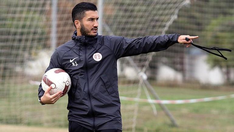 Nuri Şahin, Antalyaspor'dan ayrıldı! Alacaklarını bıraktı, işte yeni adresi