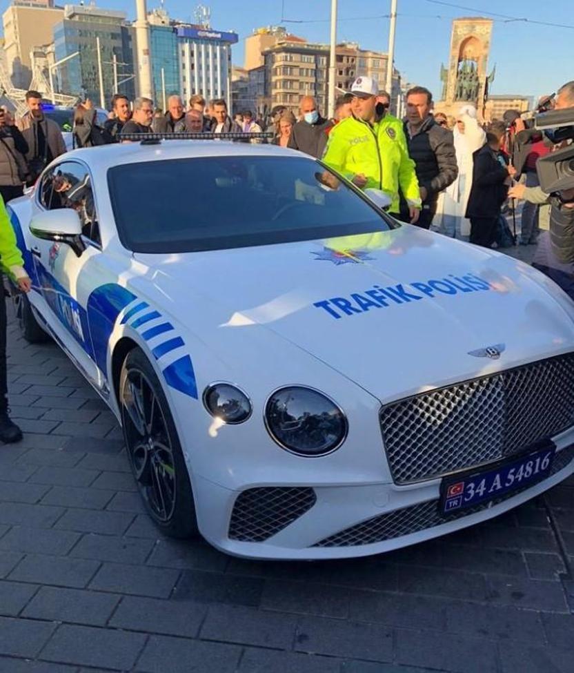 Polise verilen lüks araçlar İstanbul sokaklarında