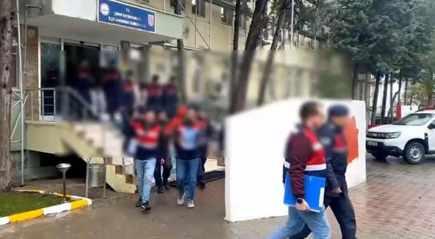 Oltalama yöntemiyle 64 kişiyi dolandıran şebekeye operasyon!