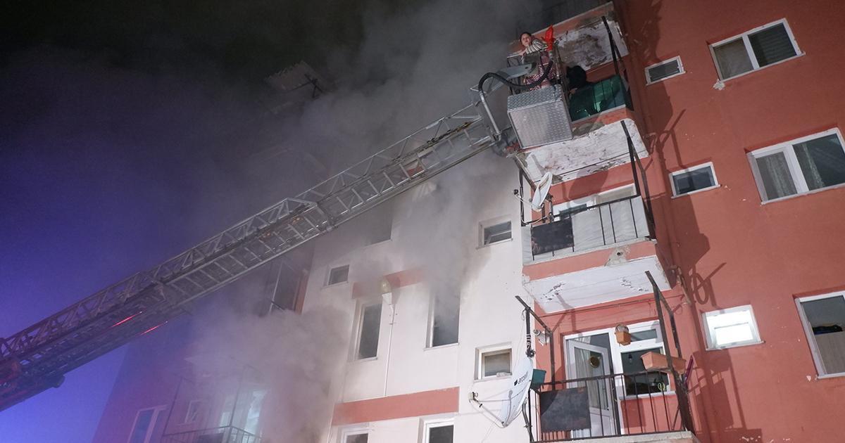 Edirne’de korkutan yangın! Zamanla yarıştılar